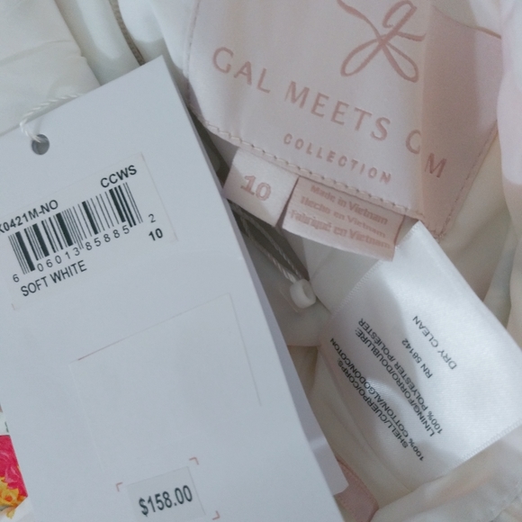 Gal Meets Glam collection
Floral jumpsuit NWT - Picture 7 of 14